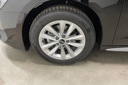 musta Audi A3 2026 kuva 10.