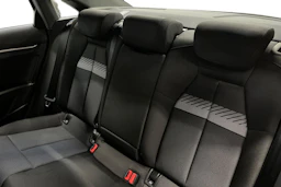 musta Audi A3 2026 kuva 8.