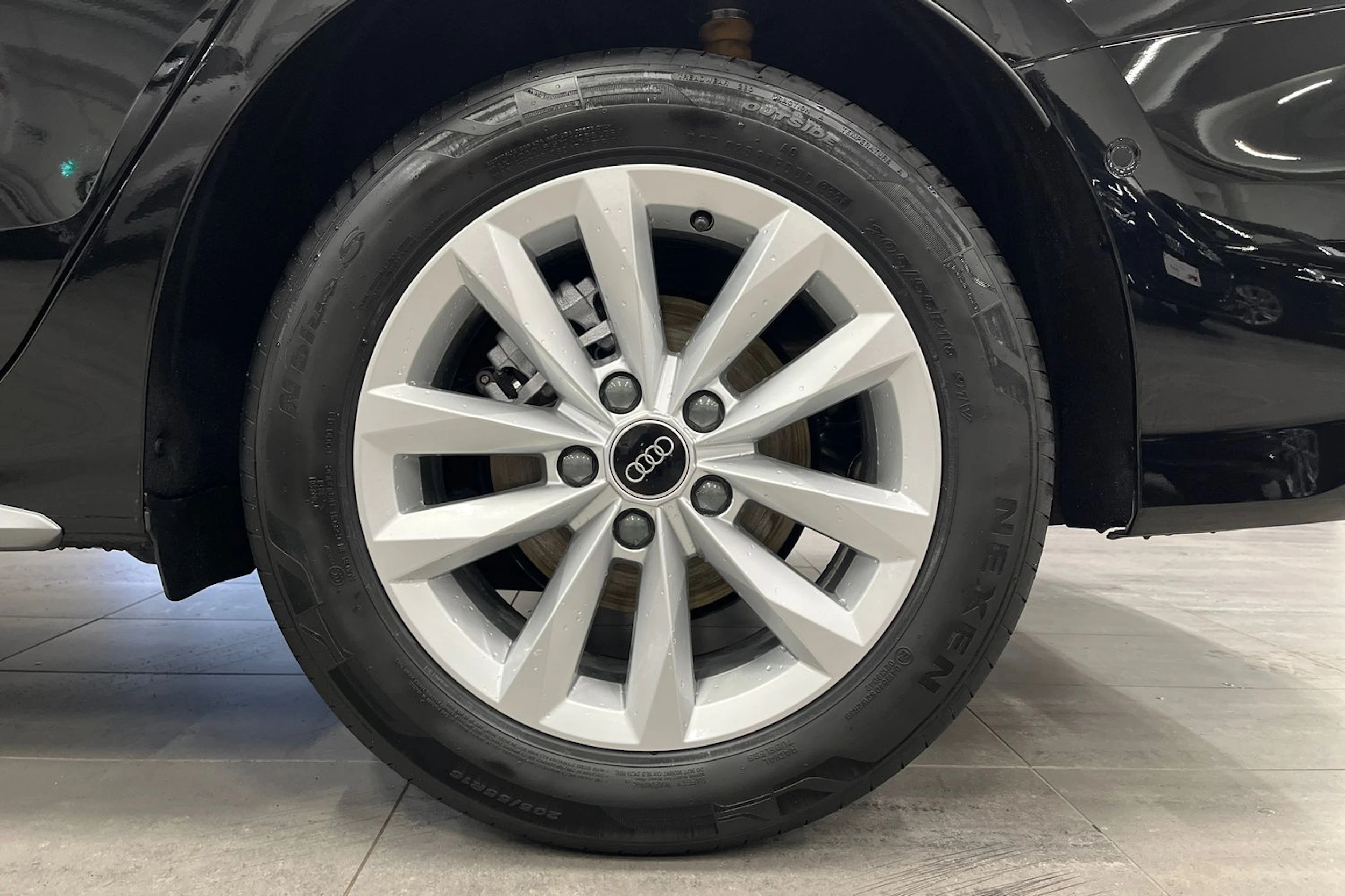 musta Audi A3 2026 kuva 10.