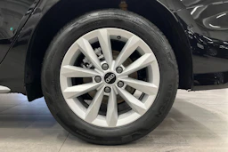 musta Audi A3 2026 kuva 10.
