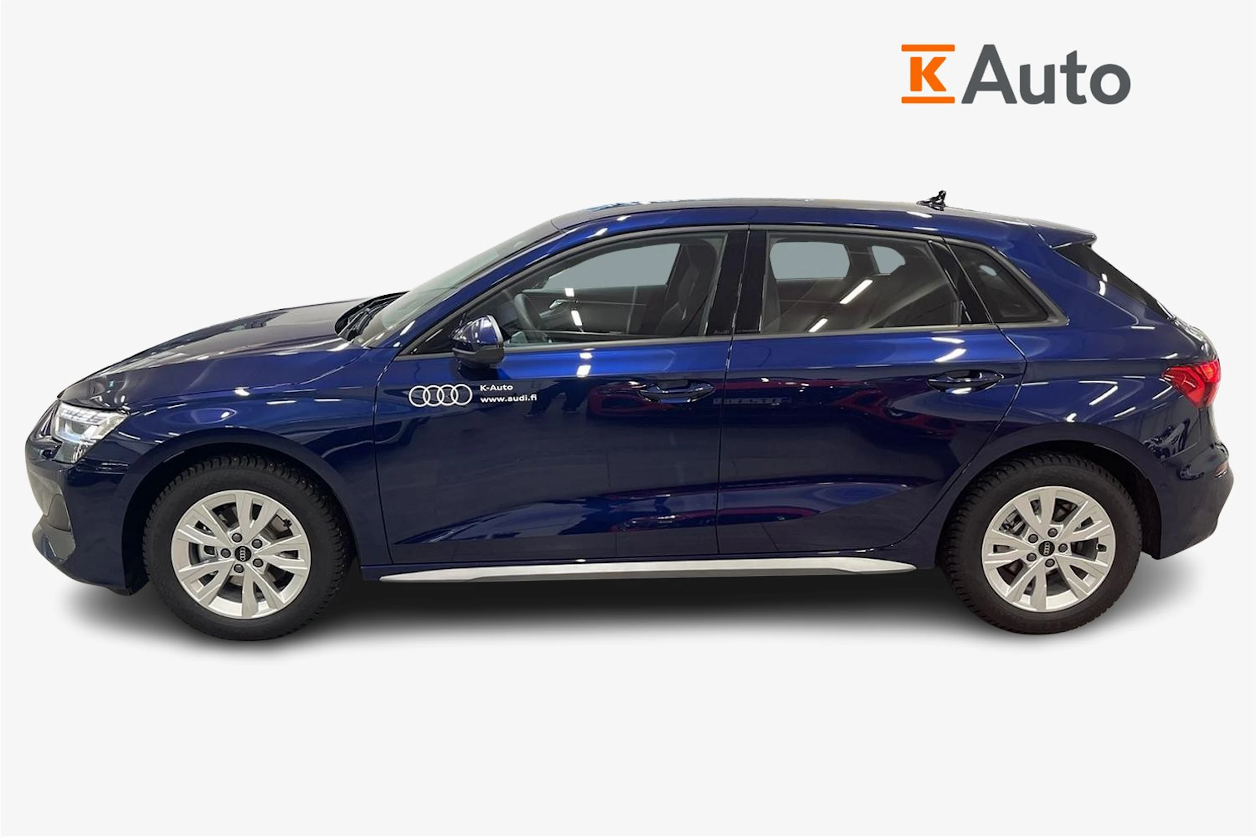met. sininen Audi A3 2026 kuva 5.