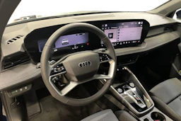 met. sininen Audi A3 2026 kuva 6.