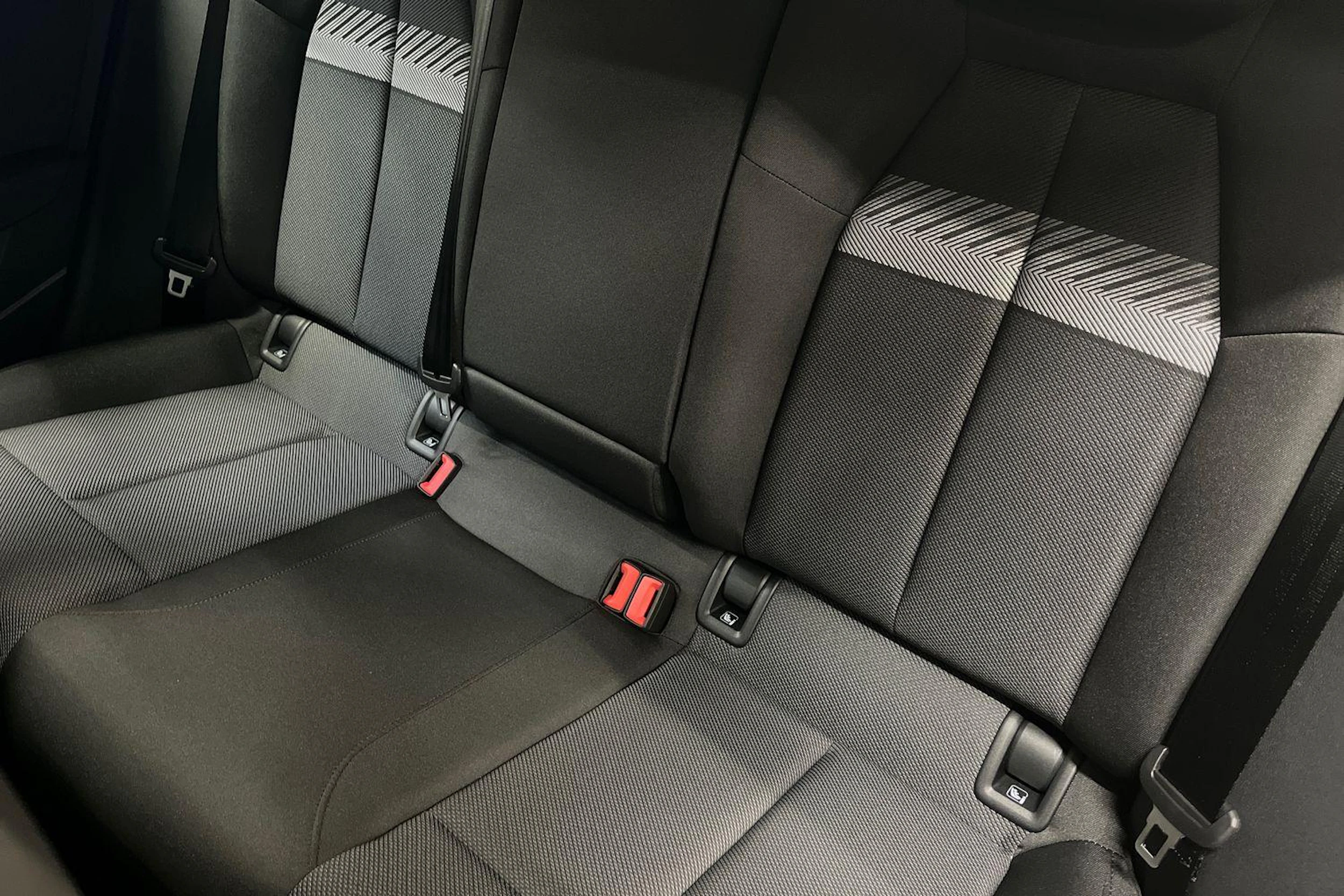 met. sininen Audi A3 2026 kuva 8.