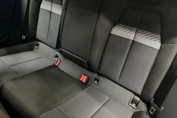 met. sininen Audi A3 2026 kuva 8.