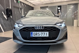 met. harmaa Audi A3 2026 kuva 11.