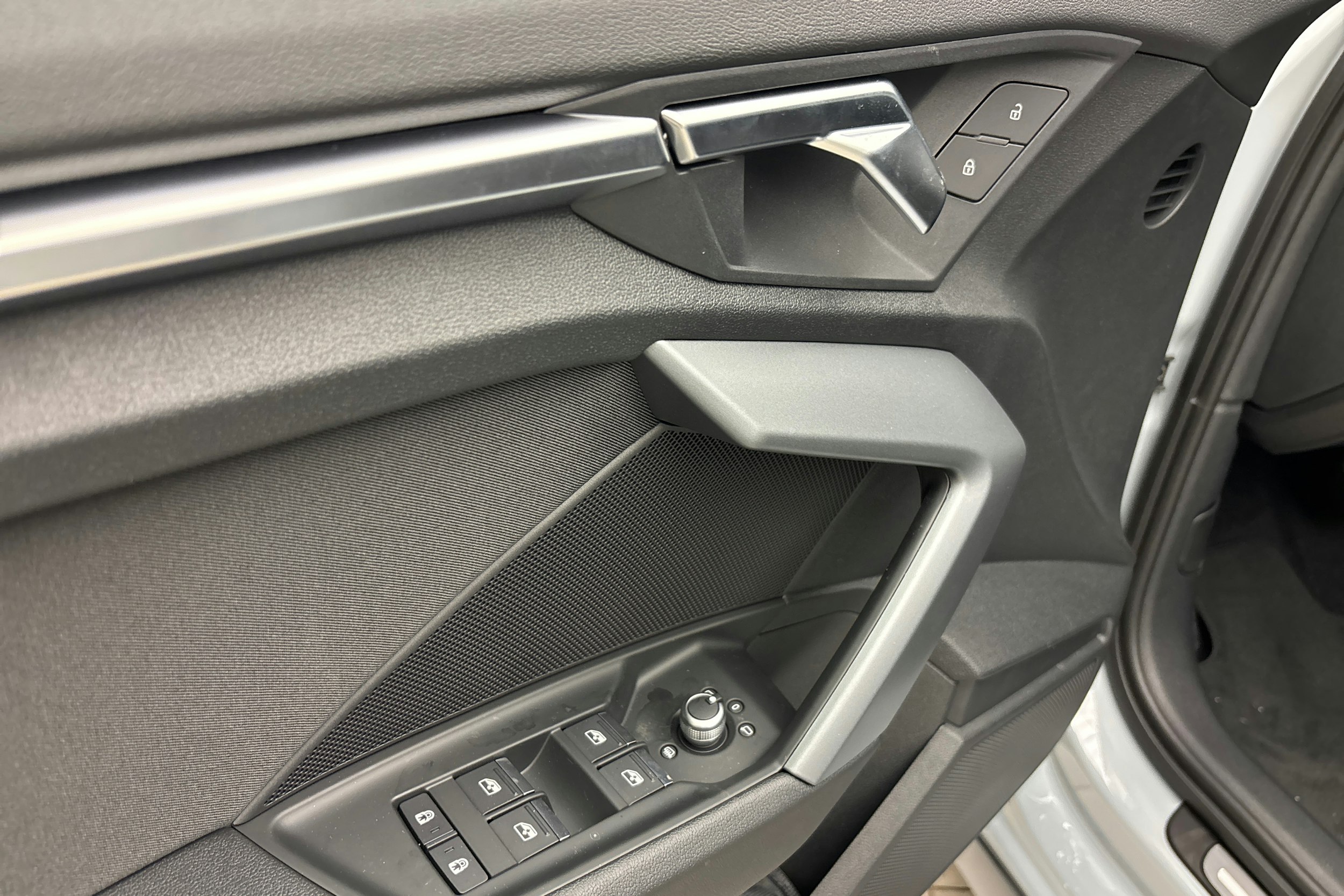 met. harmaa Audi A3 2026 kuva 13.