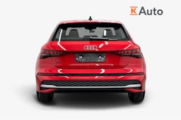 met. punainen Audi A3 2026 kuva 3.