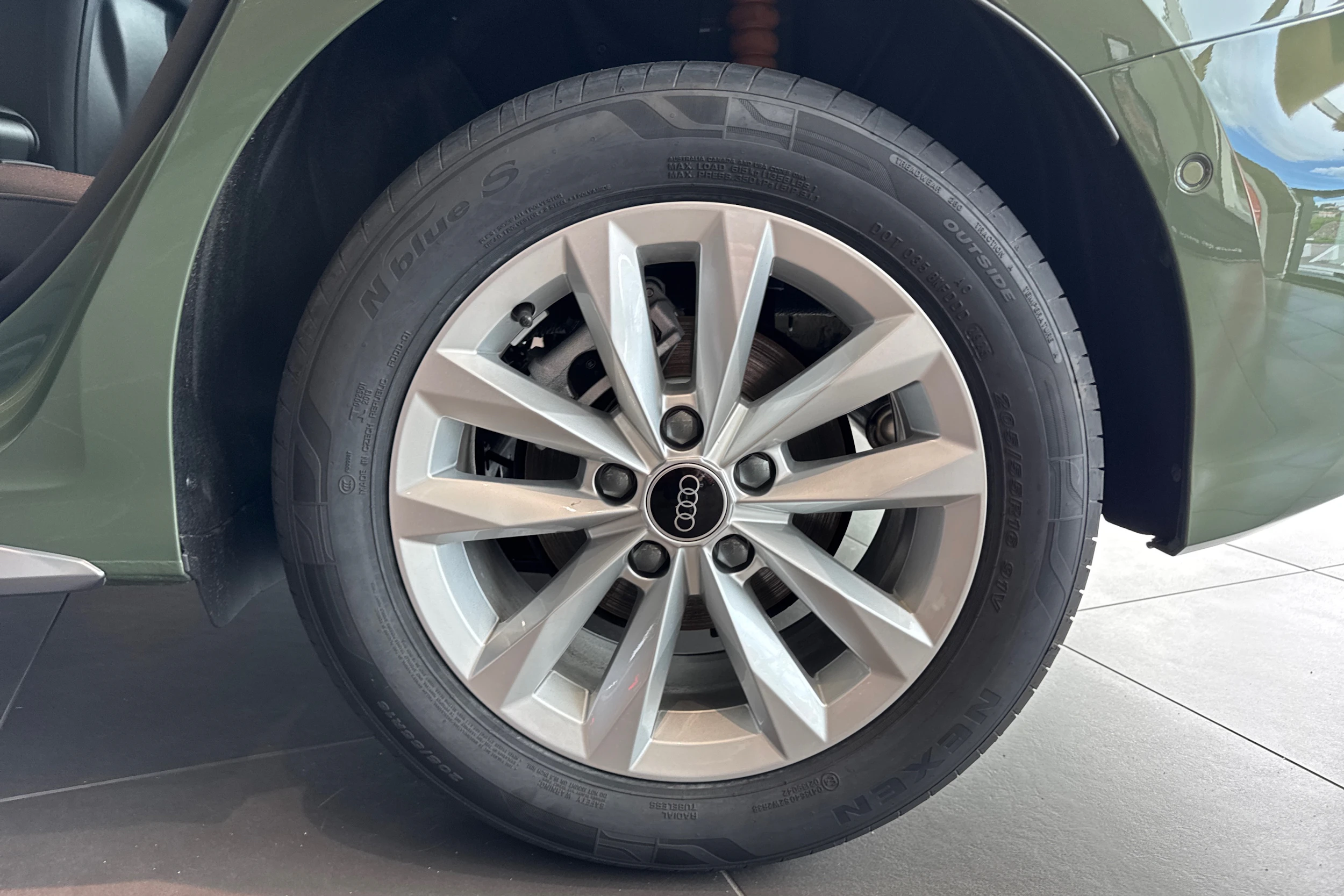 vihreä Audi A3 2026 kuva 10.