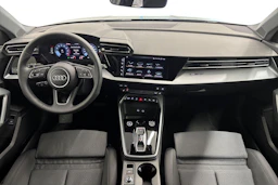 musta Audi A3 2026 kuva 7.