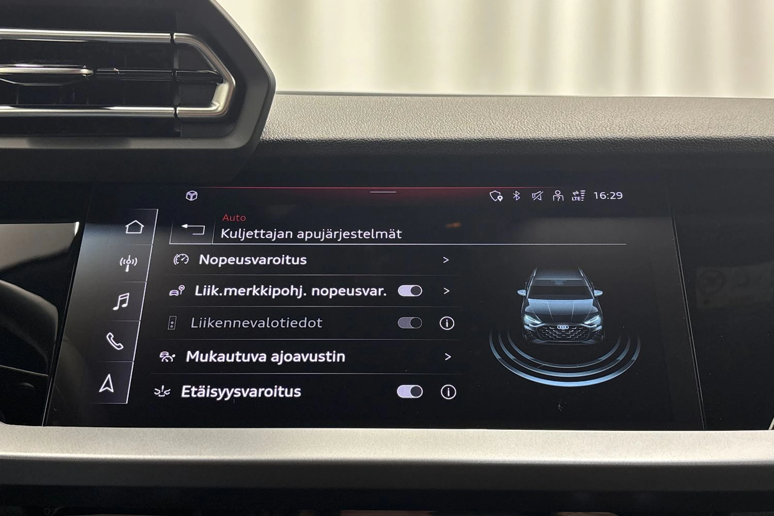 musta Audi A3 2026 kuva 19.