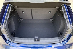 sininen Audi A3 2026 kuva 12.