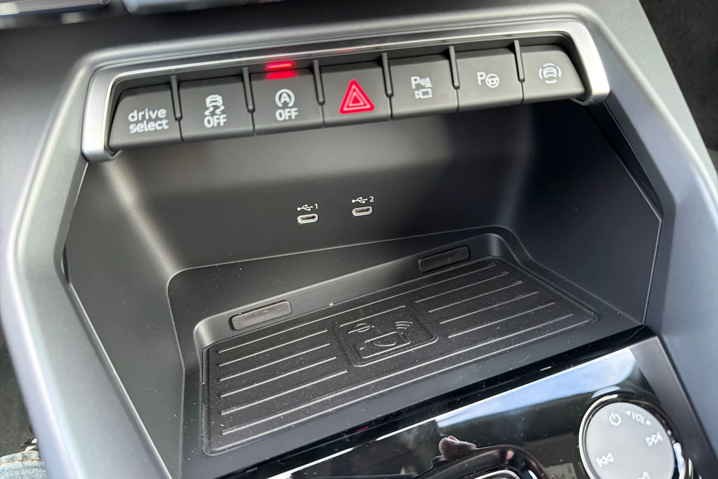 sininen Audi A3 2026 kuva 20.