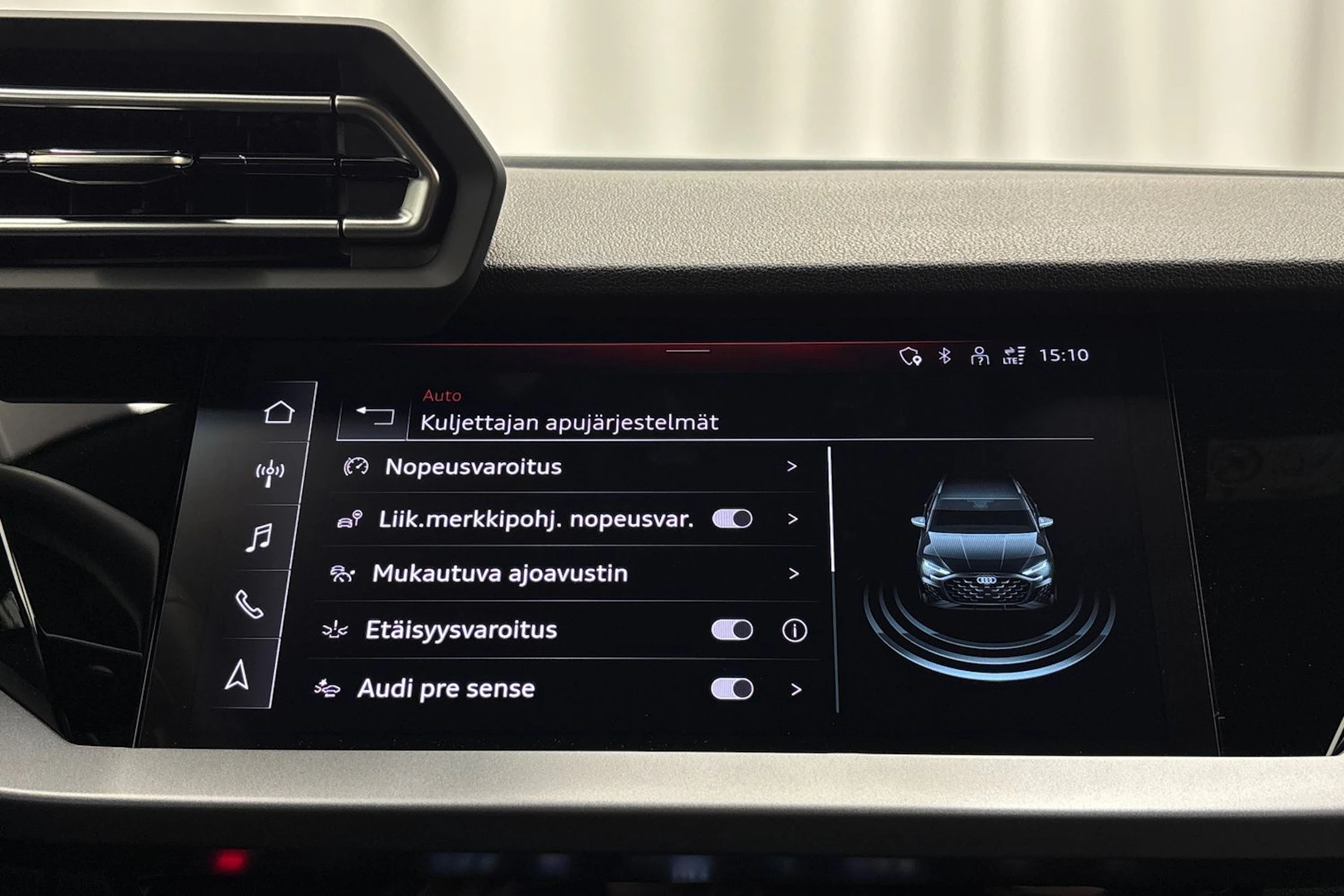 met. harmaa Audi A3 2026 kuva 20.