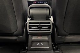 musta Audi A3 2026 kuva 13.