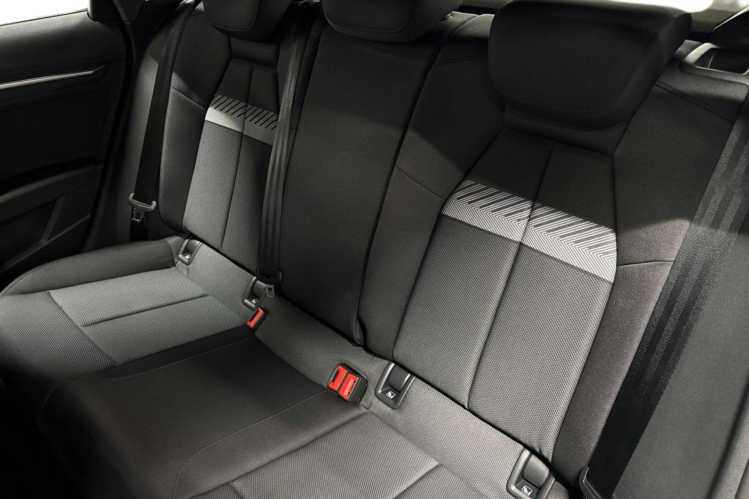 met. musta Audi A3 2026 kuva 8.