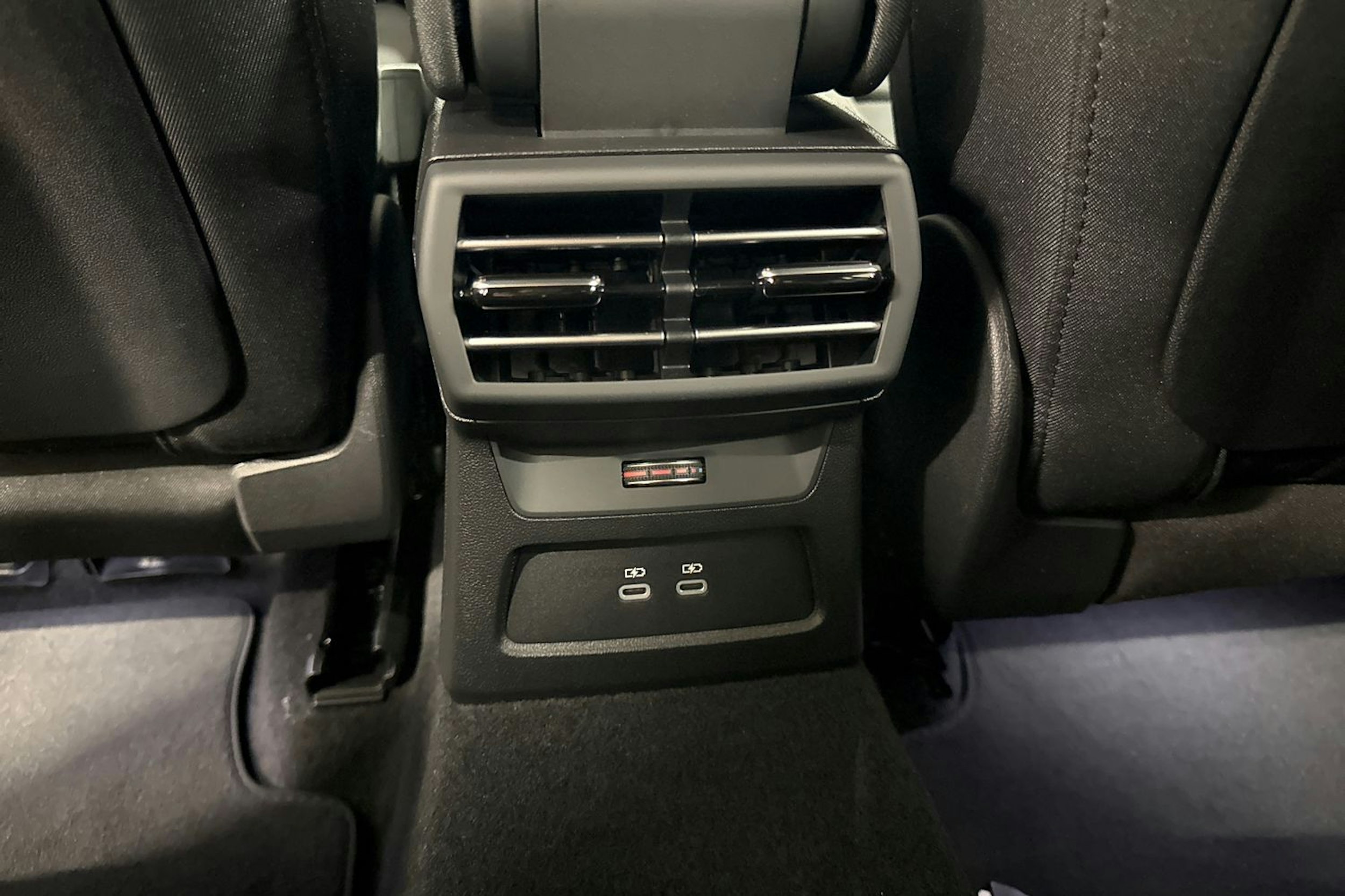 met. musta Audi A3 2026 kuva 14.