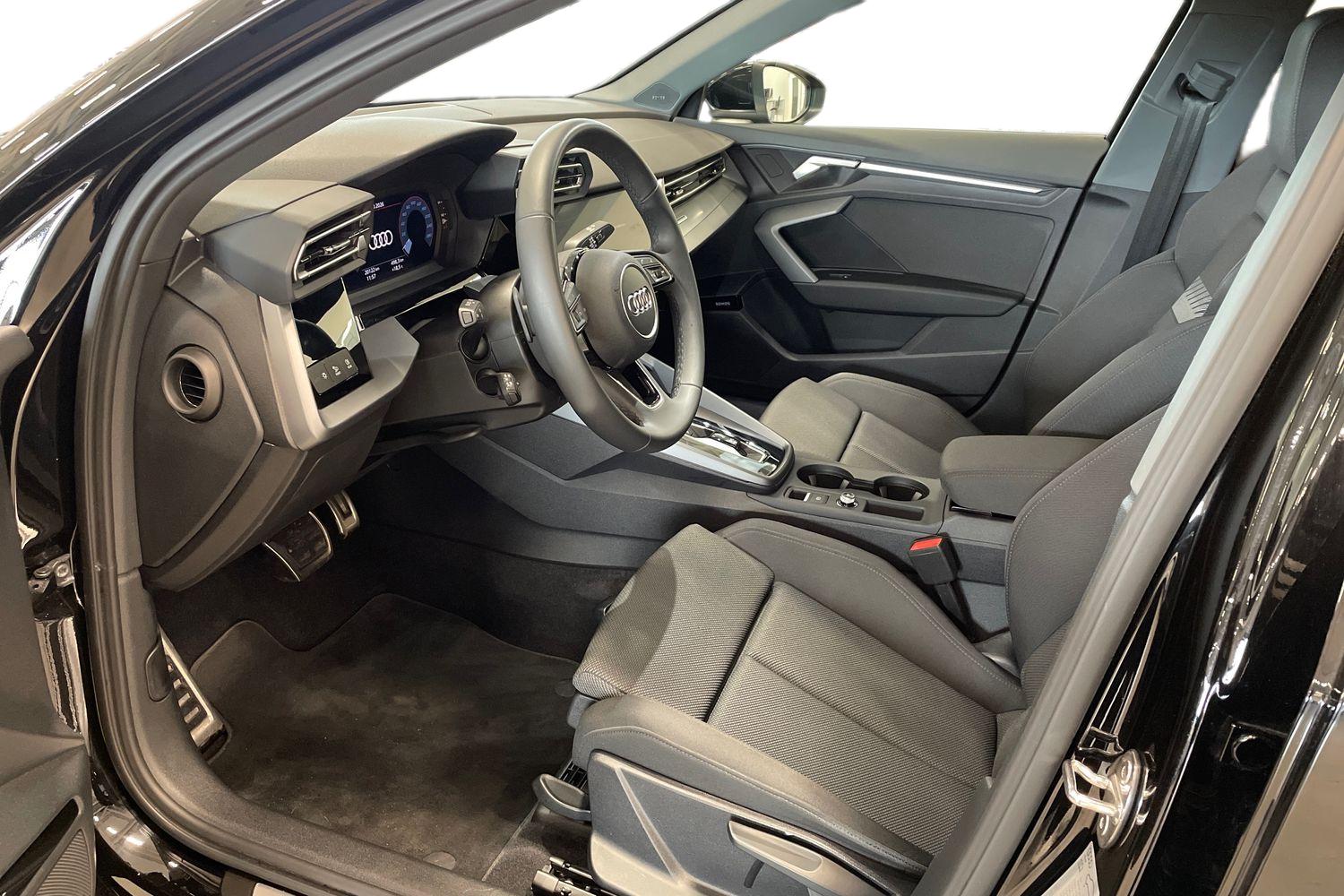 Audi A3 Sedan TFSI 110 kW Plus 2026, bild 7/30