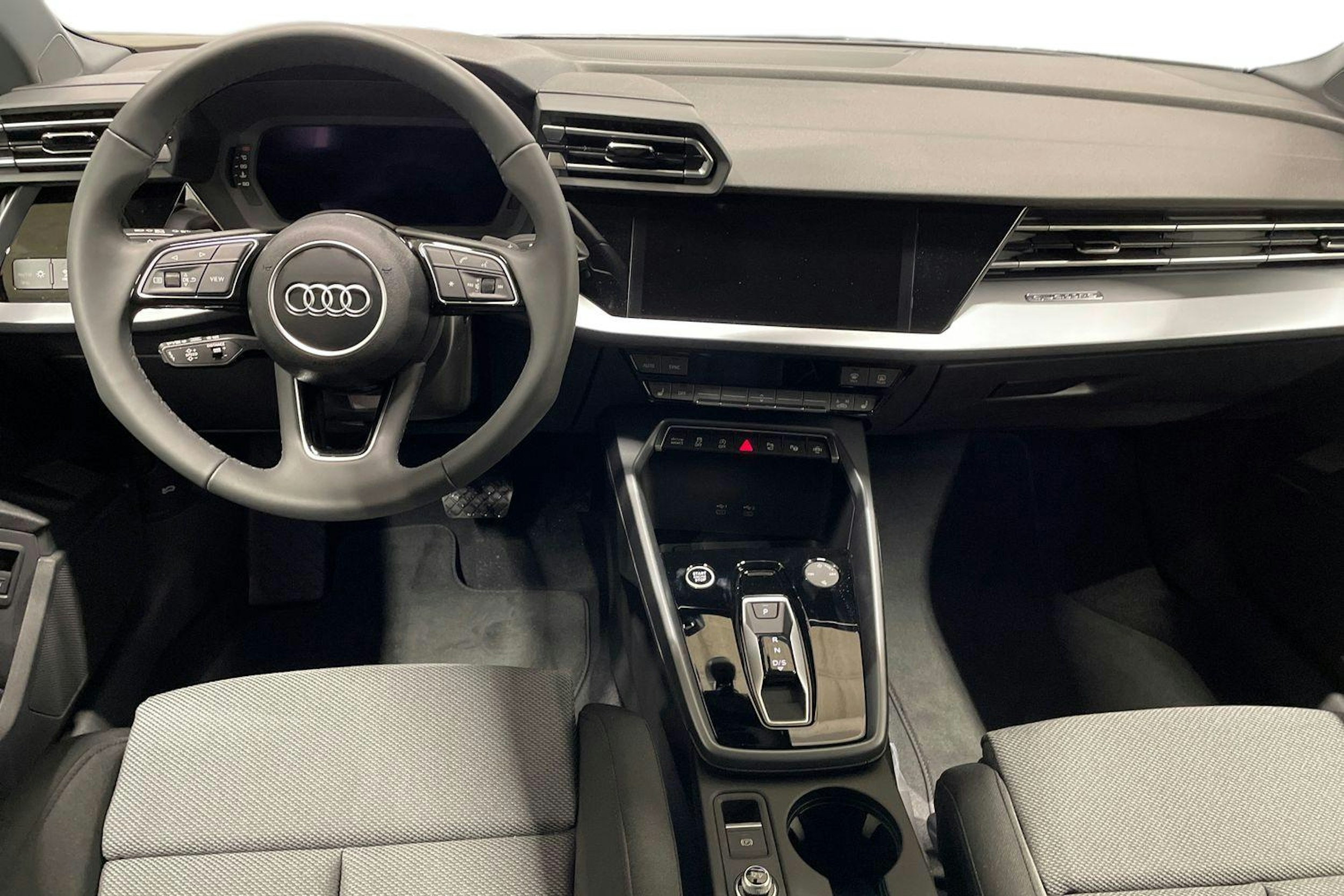 valkoinen Audi A3 2026 kuva 9.