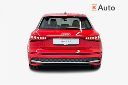 punainen Audi A3 2026 kuva 3.