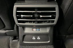 punainen Audi A3 2026 kuva 11.