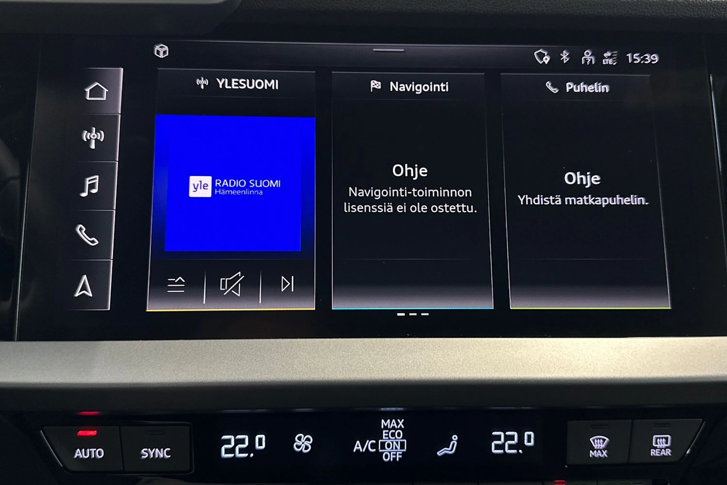 punainen Audi A3 2026 kuva 21.