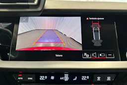 punainen Audi A3 2026 kuva 27.