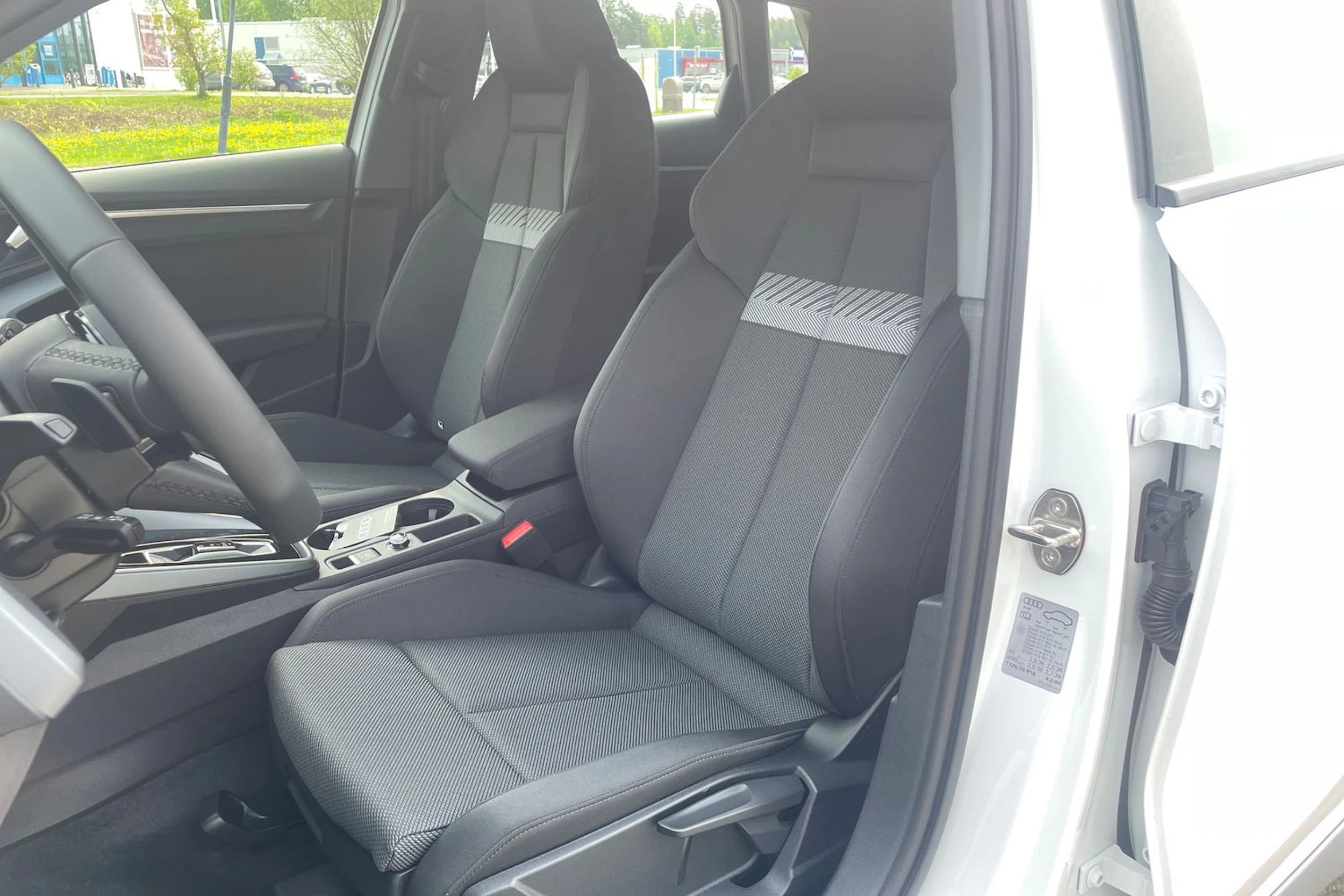valkoinen Audi A3 2026 kuva 15.