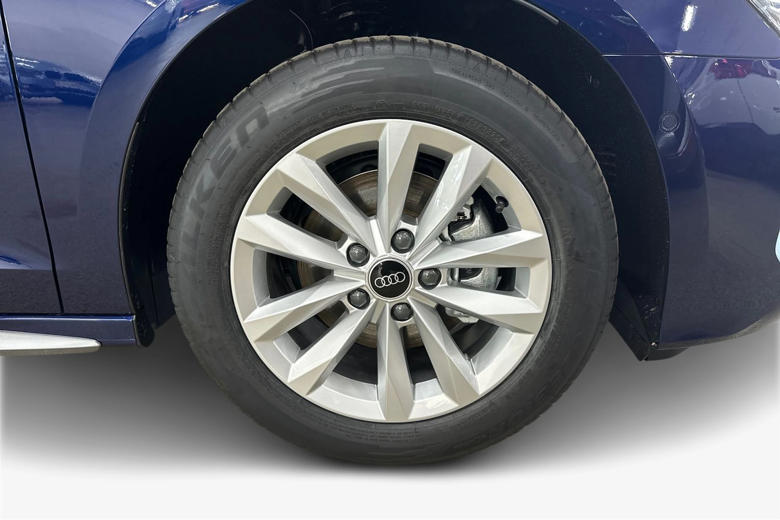 met. sininen Audi A3 2026 kuva 9.