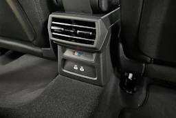 met. sininen Audi A3 2026 kuva 11.