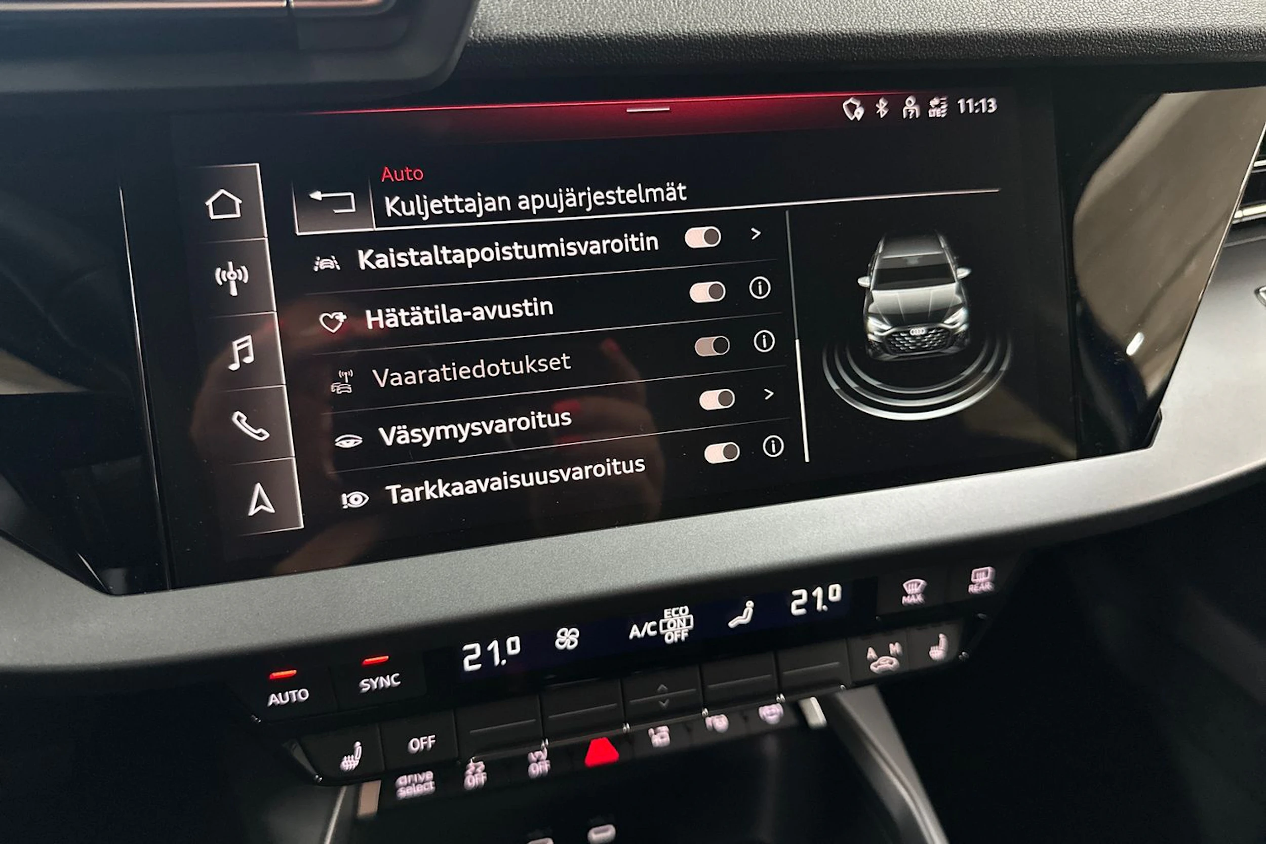 met. sininen Audi A3 2026 kuva 21.
