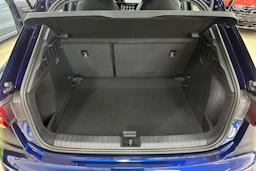 met. sininen Audi A3 2026 kuva 24.