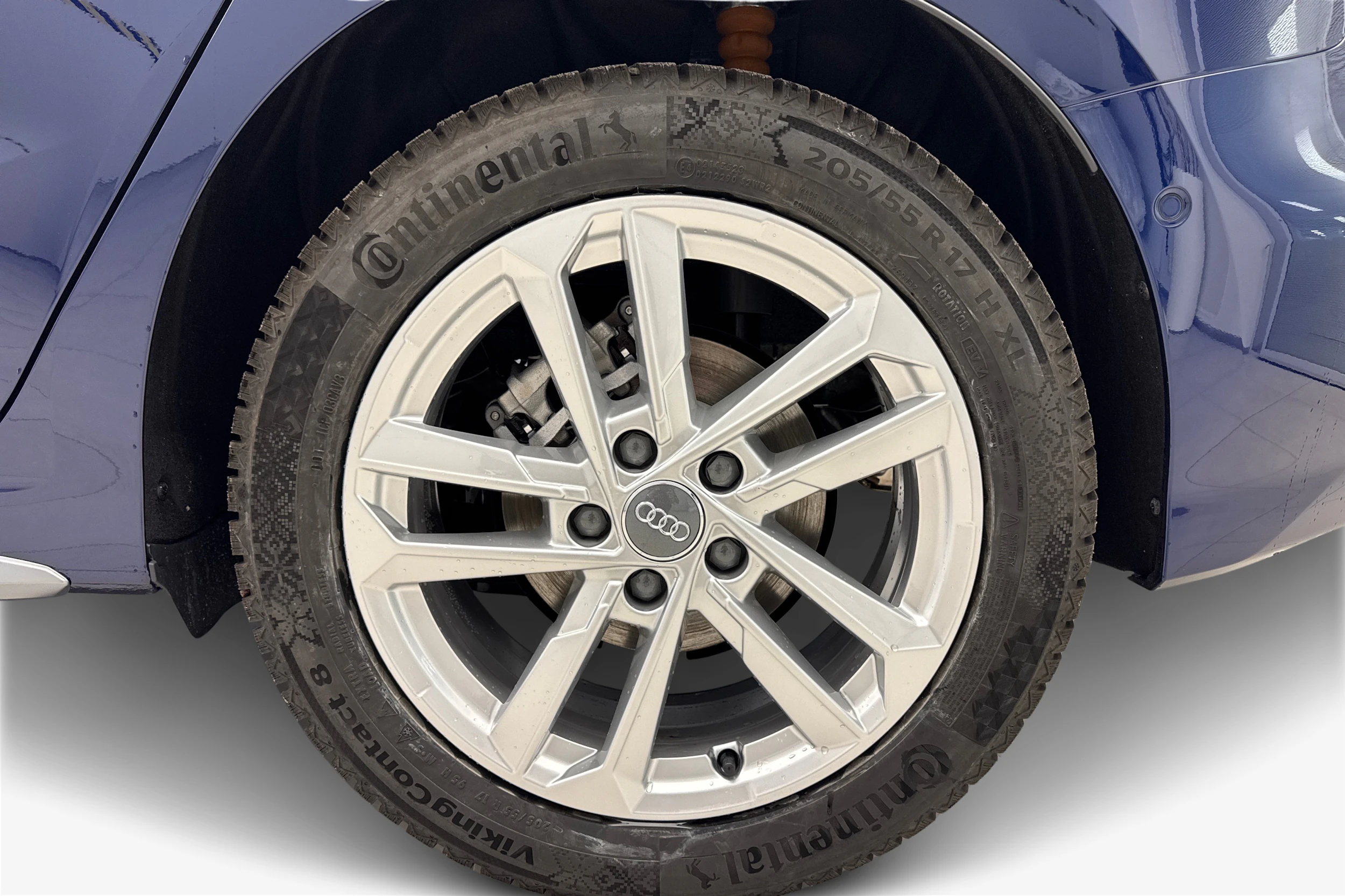 sininen Audi A3 2026 kuva 9.