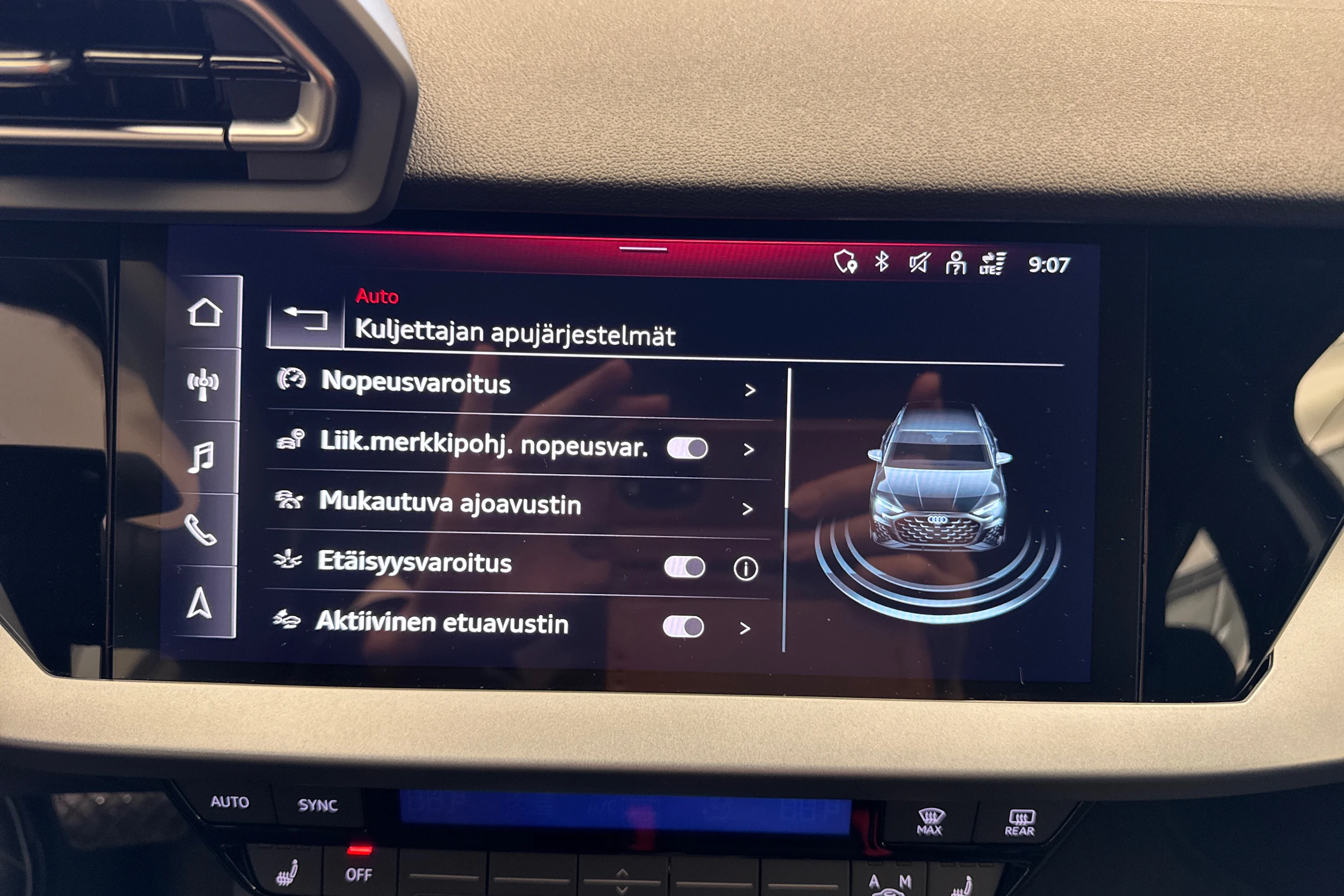 sininen Audi A3 2026 kuva 12.