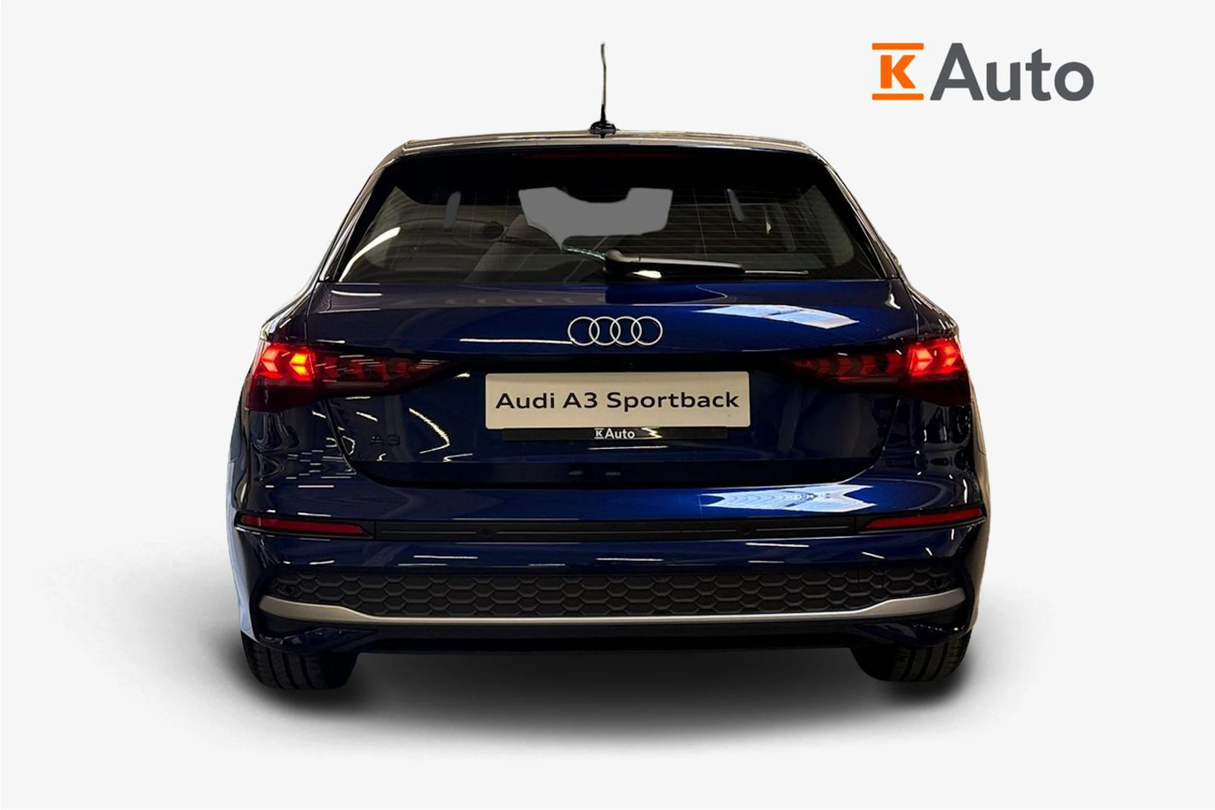met. sininen Audi A3 2026 kuva 3.