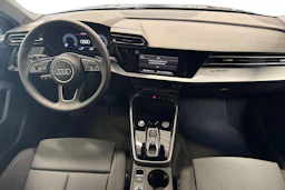 met. sininen Audi A3 2026 kuva 7.