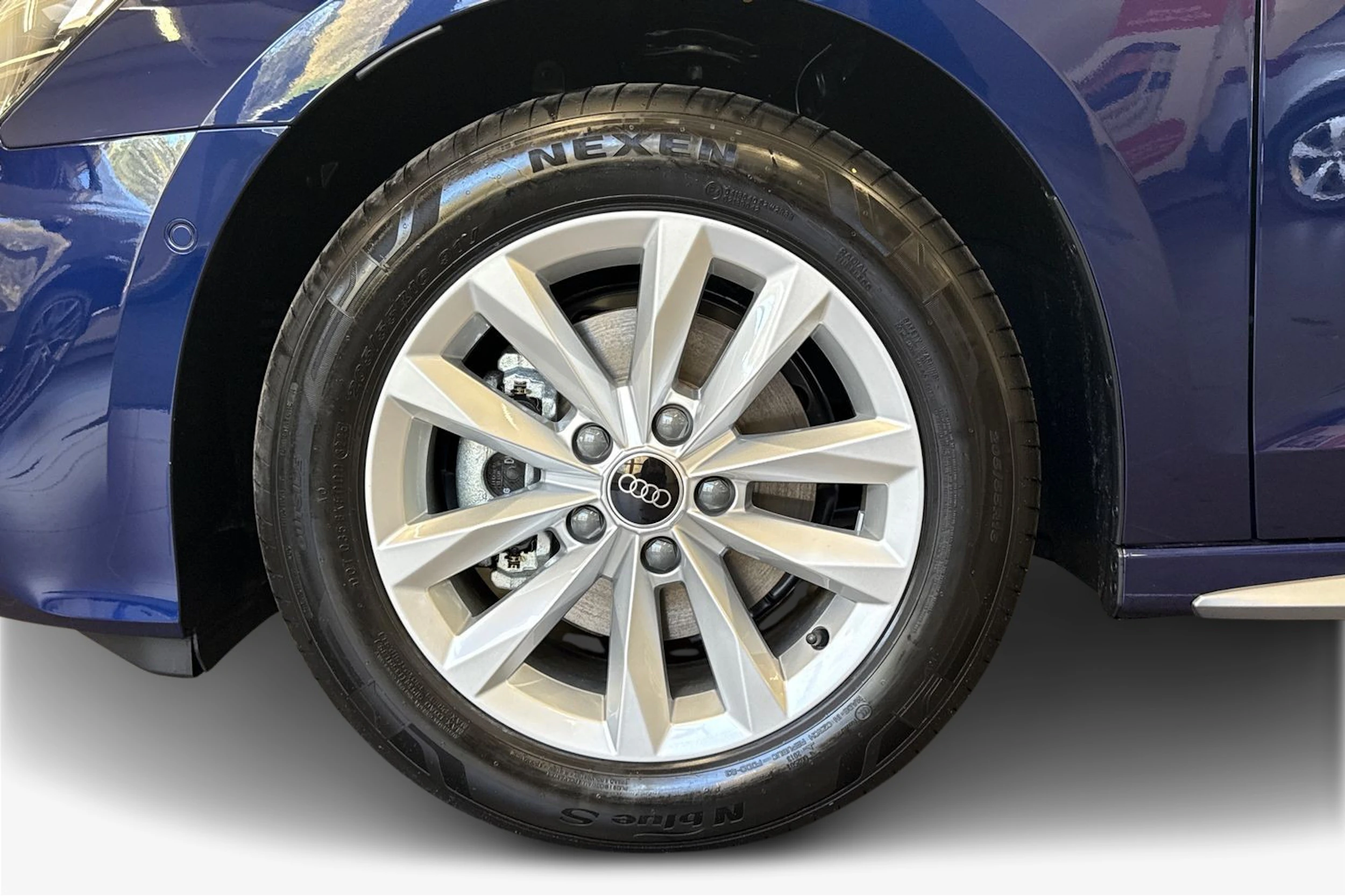 met. sininen Audi A3 2026 kuva 9.