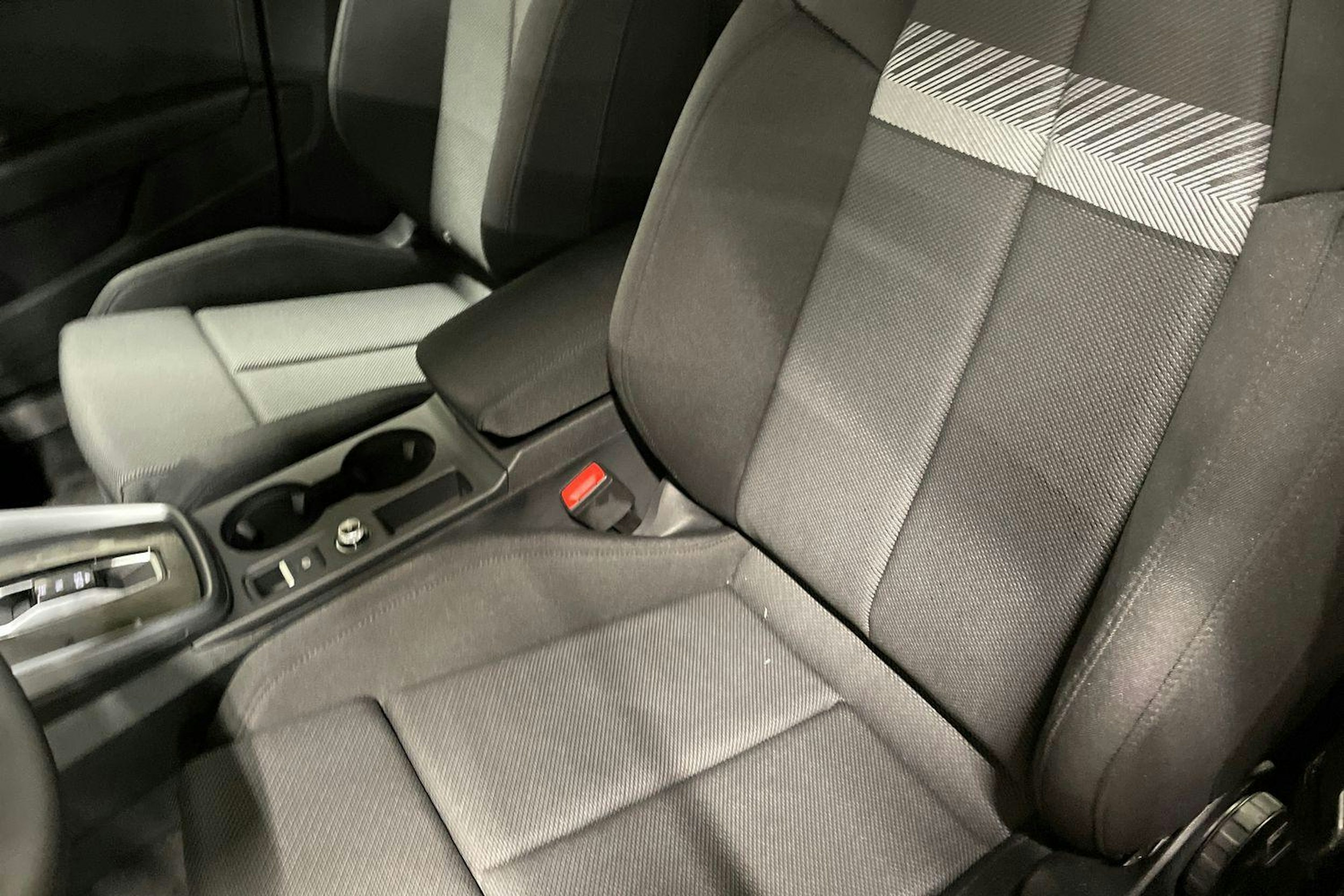 musta Audi A3 2026 kuva 8.