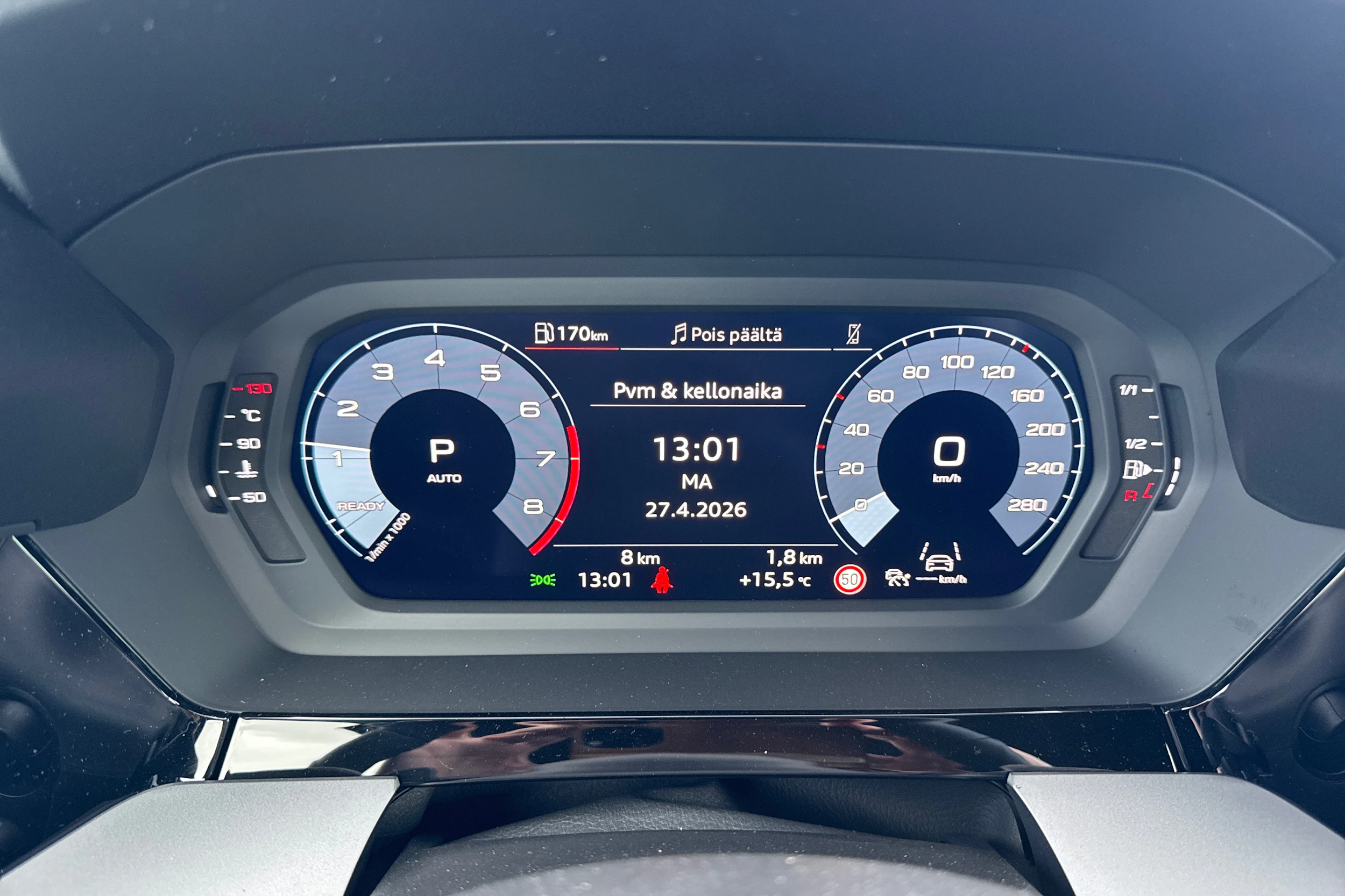 musta Audi A3 2026 kuva 11.