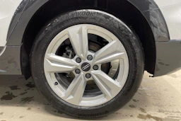 valkoinen Audi A3 2026 kuva 10.