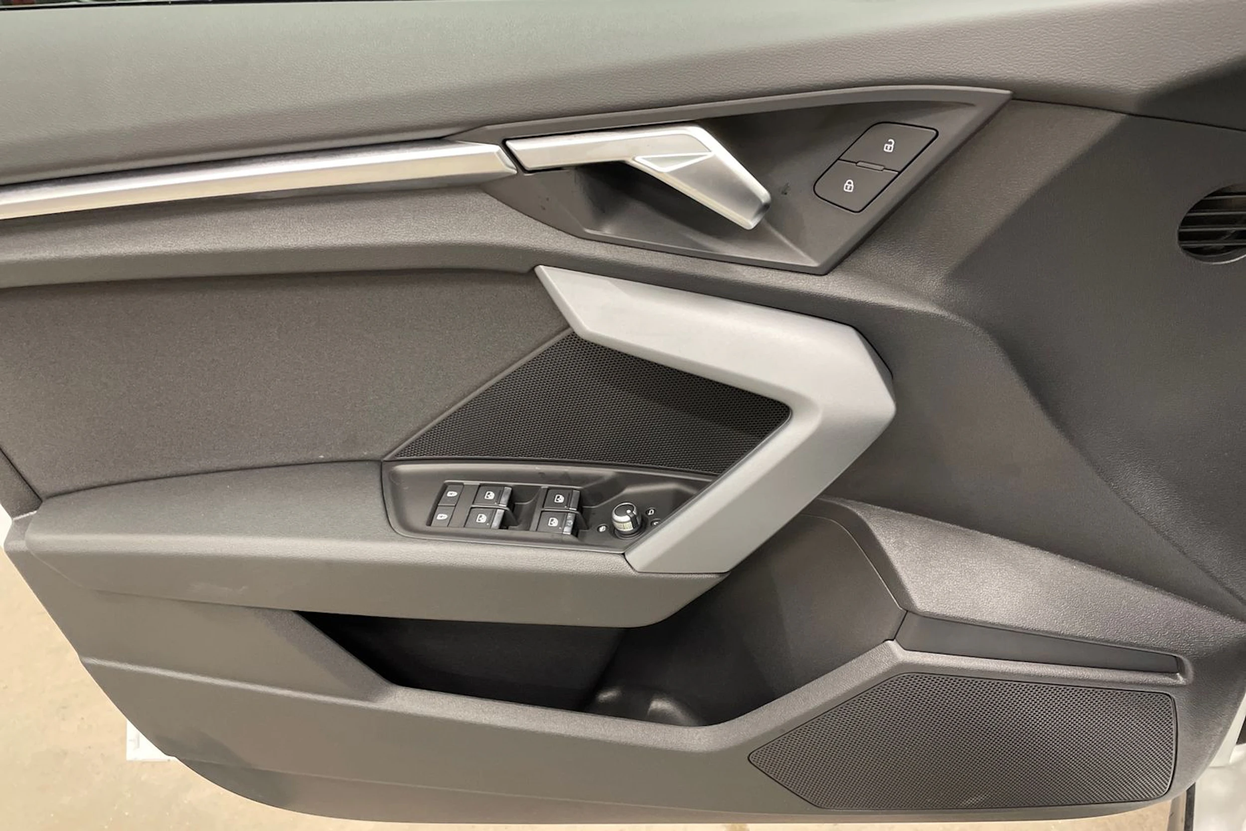 valkoinen Audi A3 2026 kuva 15.