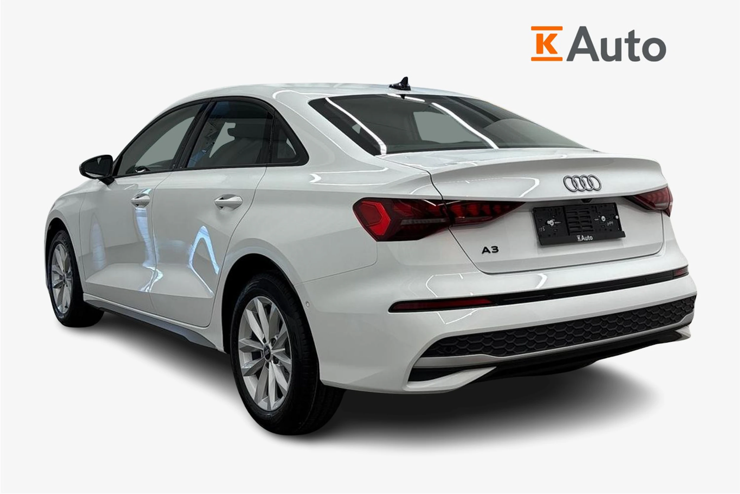 valkoinen Audi A3 2026 kuva 2.