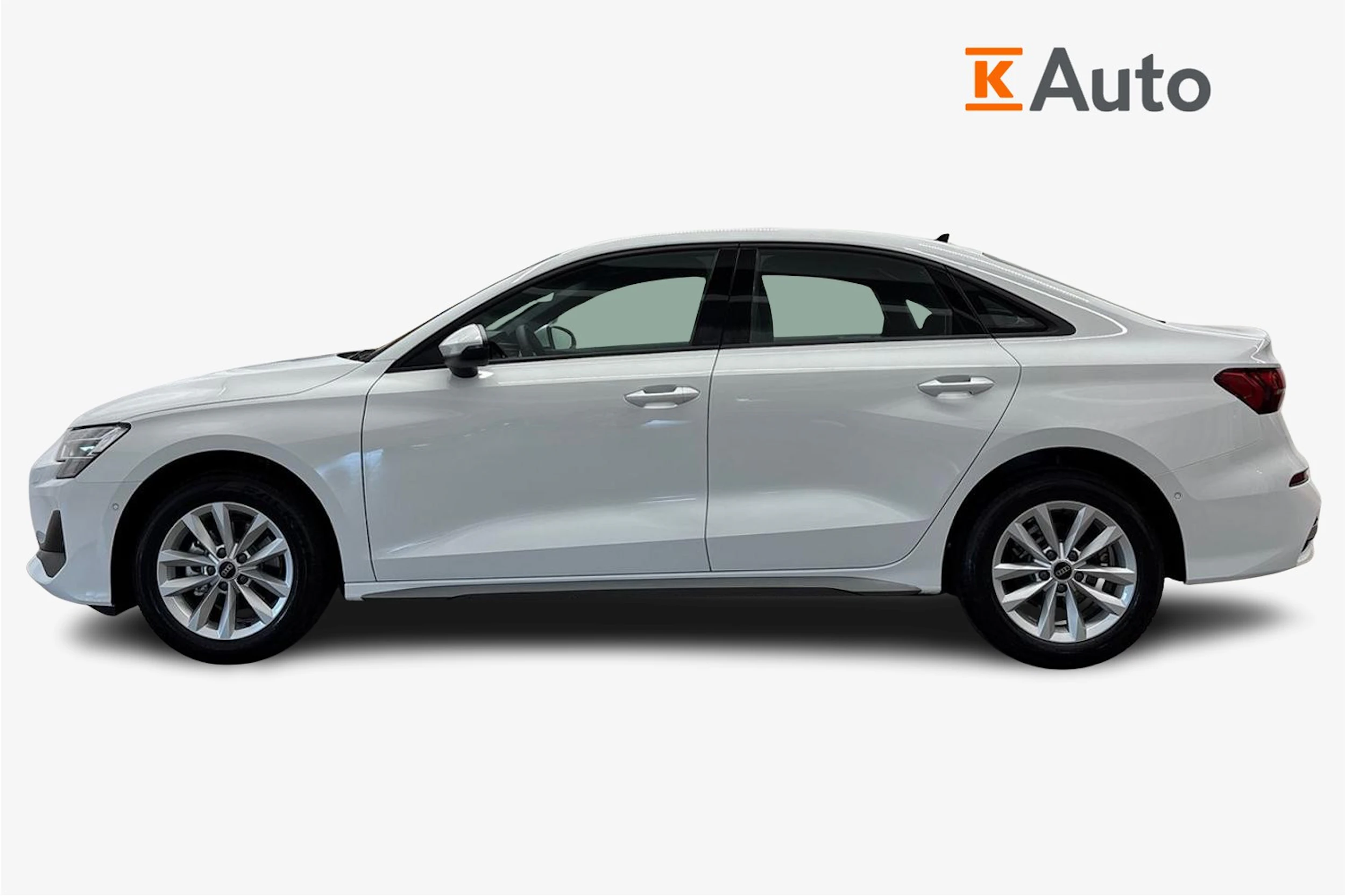 valkoinen Audi A3 2026 kuva 5.
