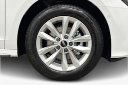 valkoinen Audi A3 2026 kuva 9.