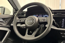 valkoinen Audi A3 2026 kuva 12.