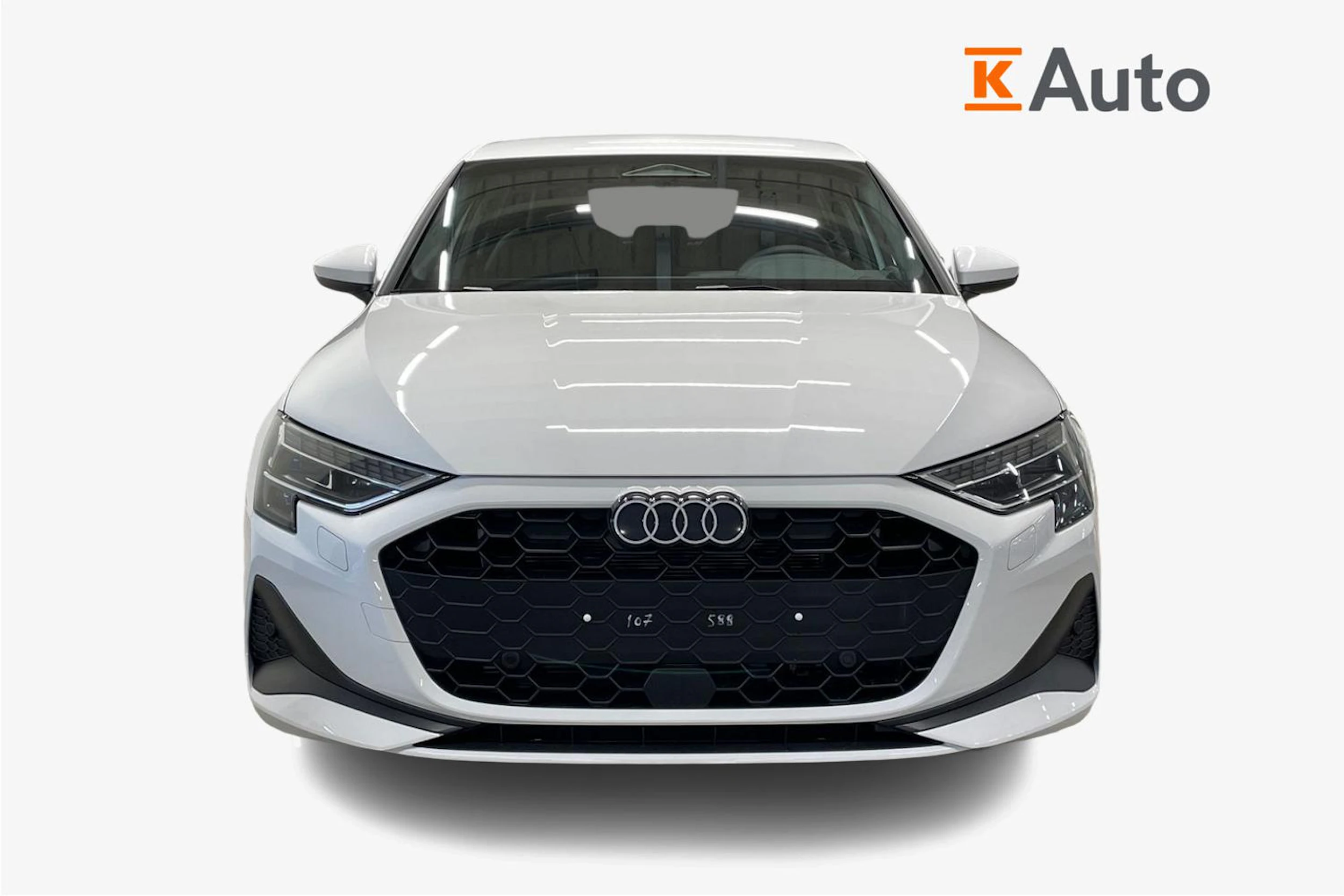 valkoinen Audi A3 2026 kuva 4.
