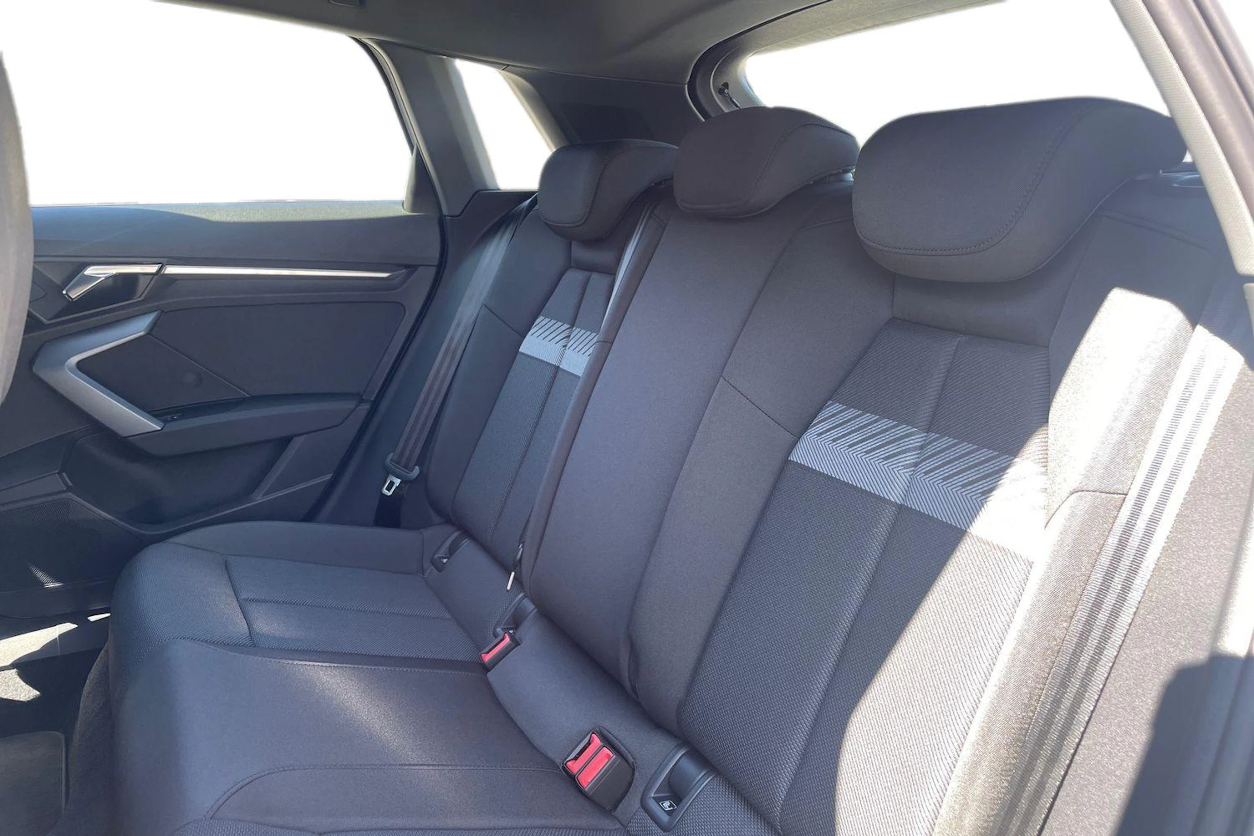 valkoinen Audi A3 2026 kuva 8.