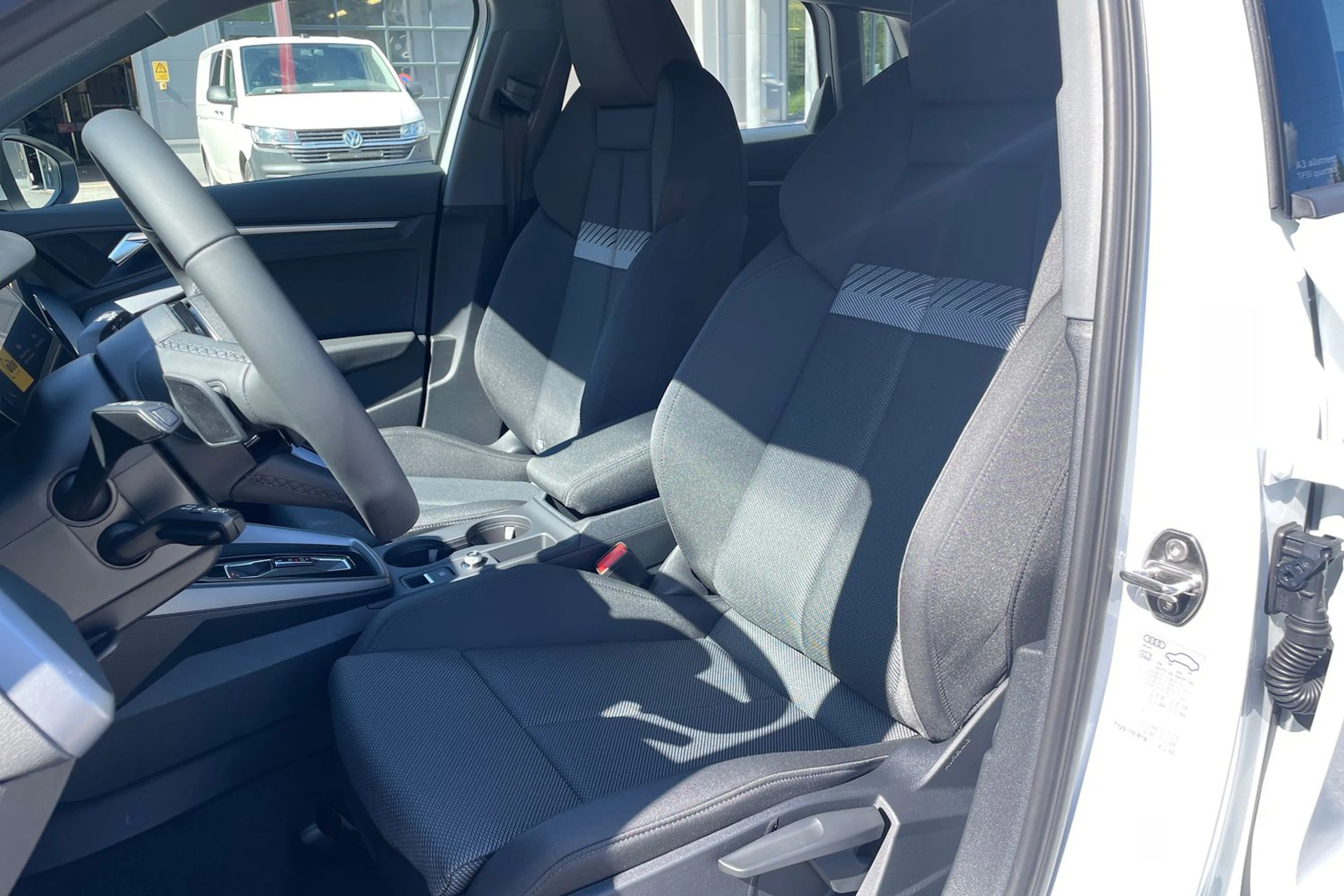 valkoinen Audi A3 2026 kuva 16.