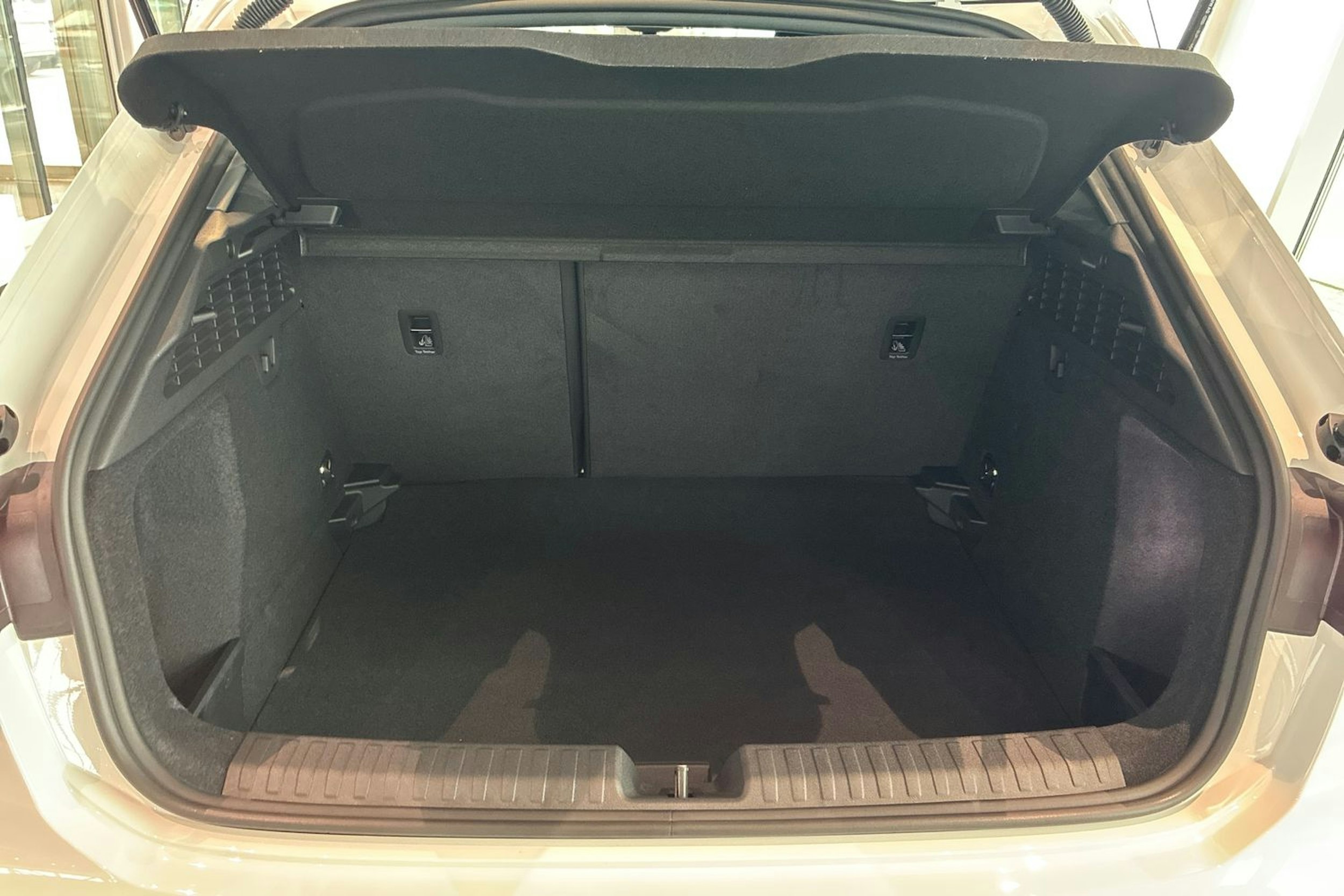 valkoinen Audi A3 2026 kuva 18.