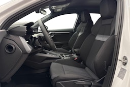 valkoinen Audi A3 2026 kuva 8.