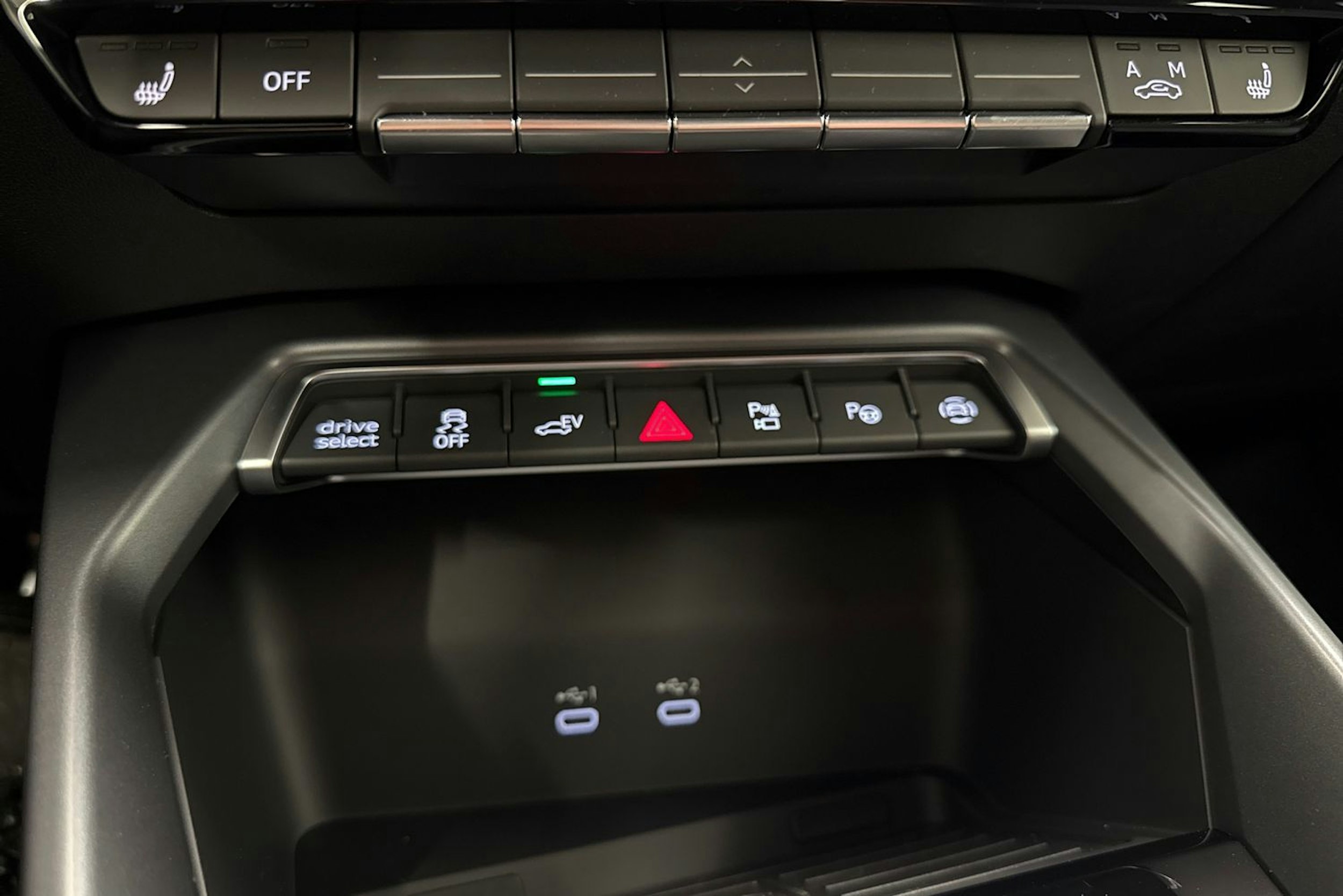 valkoinen Audi A3 2026 kuva 23.